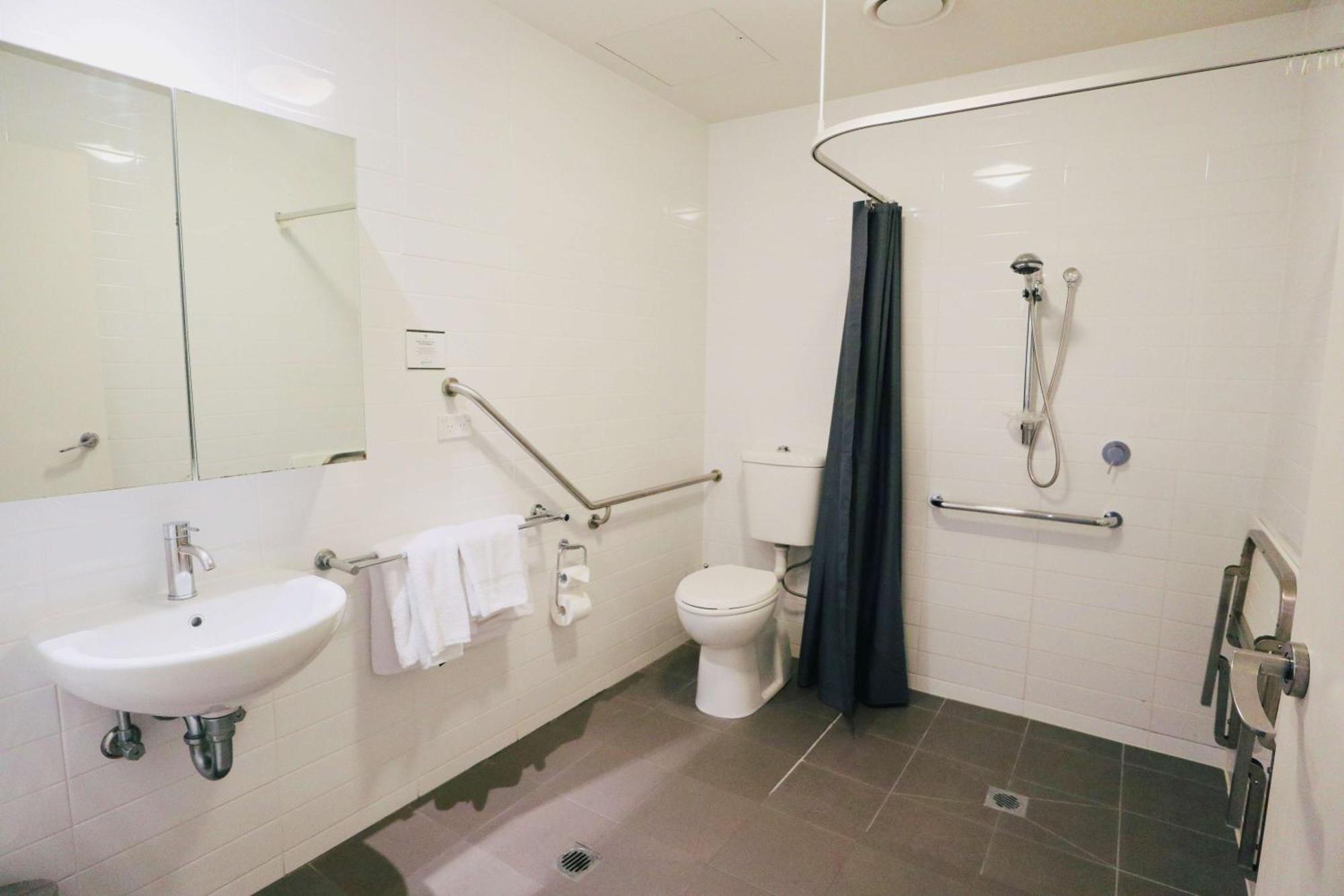 Quest Campbelltown Aparthotel Ngoại thất bức ảnh